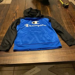 Champion pullover